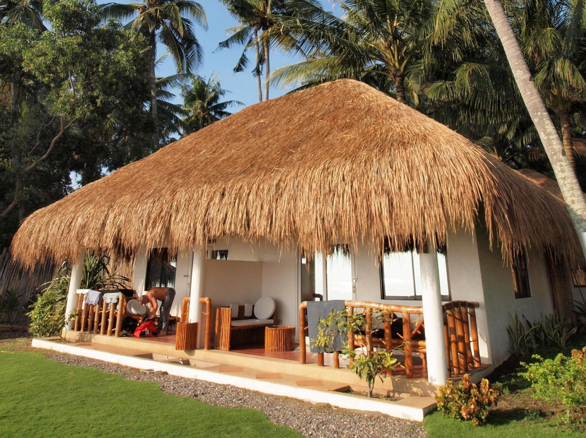 Pura Vida Beach & Dive Resort Dauin Eksteriør billede