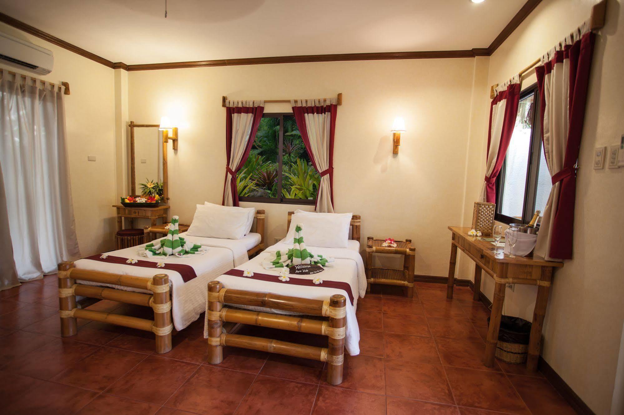 Pura Vida Beach & Dive Resort Dauin Eksteriør billede